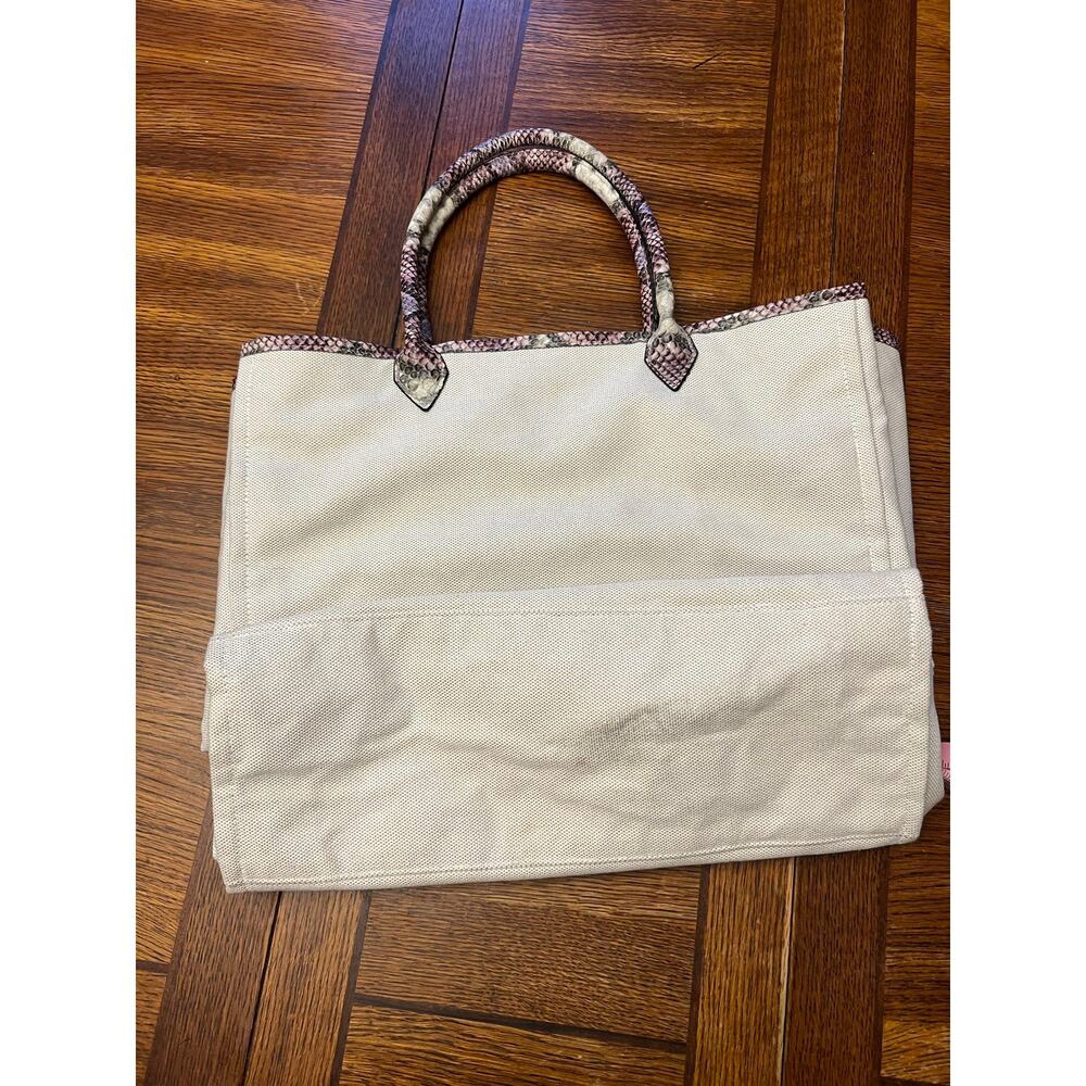 Victoria’s Secret Large Purple Snakeskin Studded Canvas Tote Bag VS - Picture 14 of 15
